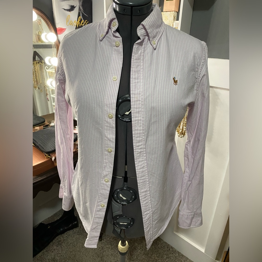 Women’s Ralph Lauren custom fit size medium